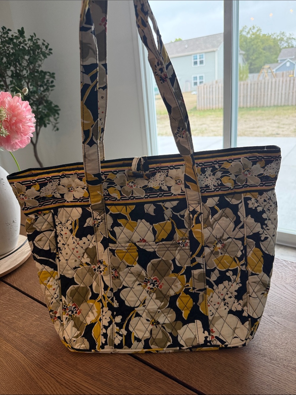 Vera Bradley Vintage Dogwood Pattern Quilted Floral Tote